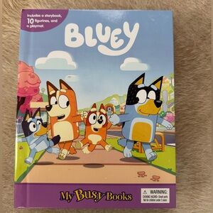 Bluey My Busy Book and Play Mat with Figurines